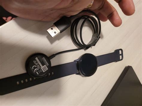 comment charger une montre connectée michael kors